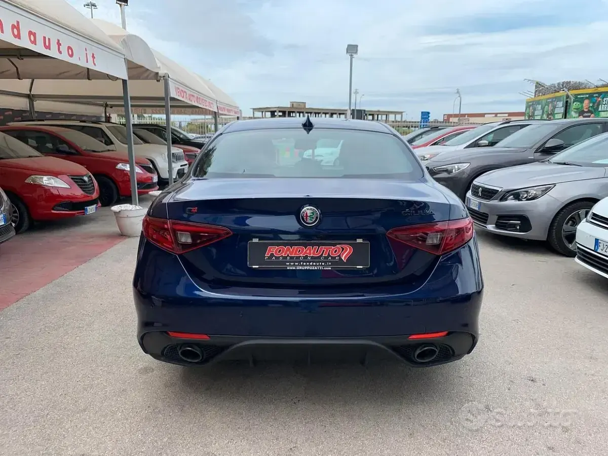 Usata Alfa Romeo Giulia Veloce 280 CV (205 kW) 2020 Blu/azzurro Berlina