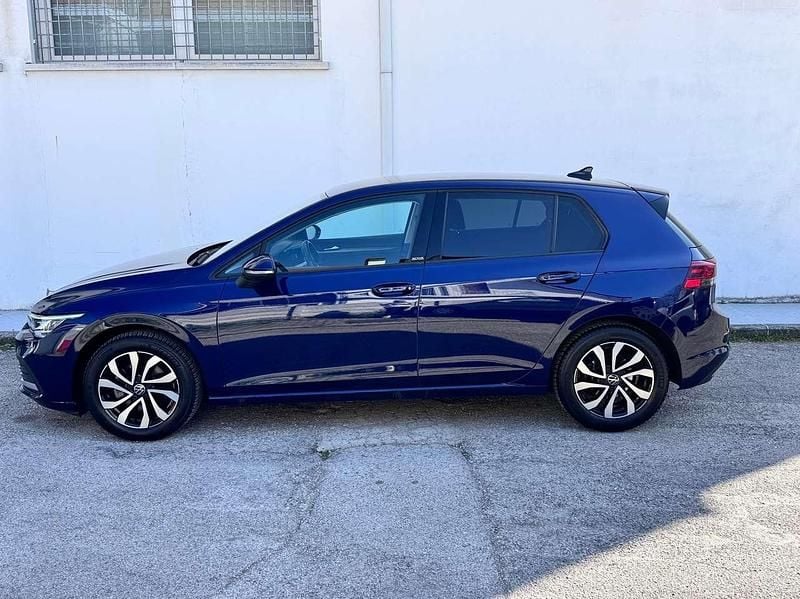 Usata VW Golf VIII Active 150 CV (110 kW) 2022 Other Berlina
