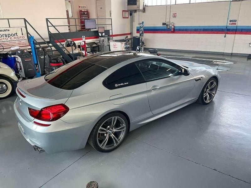 Usata BMW M6 560 CV (411 kW) 2013 Argento Coupé