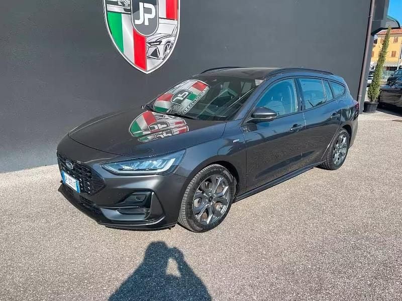 Usata Ford Focus ST-Line 125 CV (91 kW) 2023 Grigio Station wagon