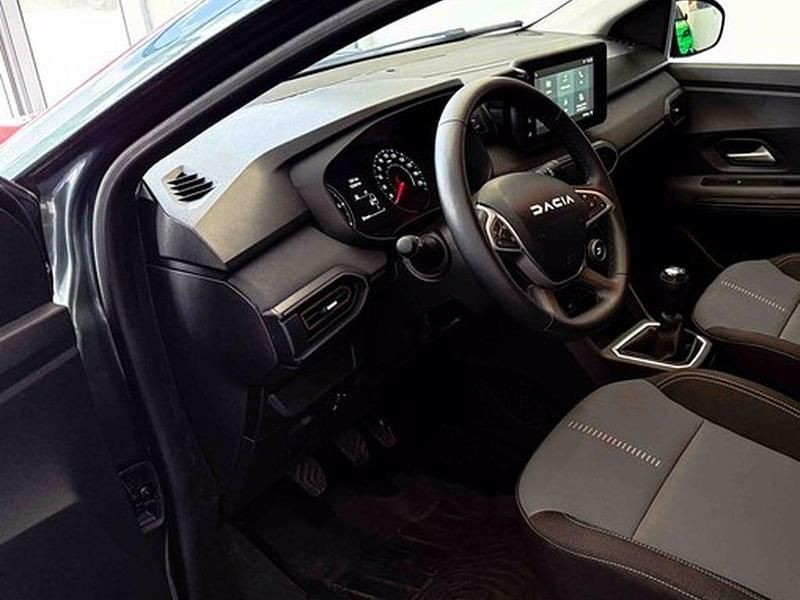 Usata Dacia Sandero Extreme 110 CV (80 kW) 2025 Lichen kaki Utilitaria