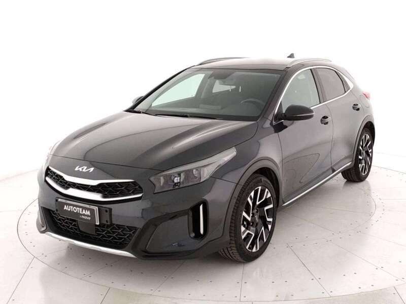 Grigio Usata 2022 Kia XCeed Style SUV | 19.750 € (Buon prezzo) - Immagine 1/4