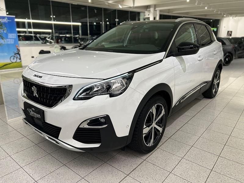 Usata Peugeot 3008 Allure 131 CV (96 kW) 2018 Bianco perlato tetto nero SUV