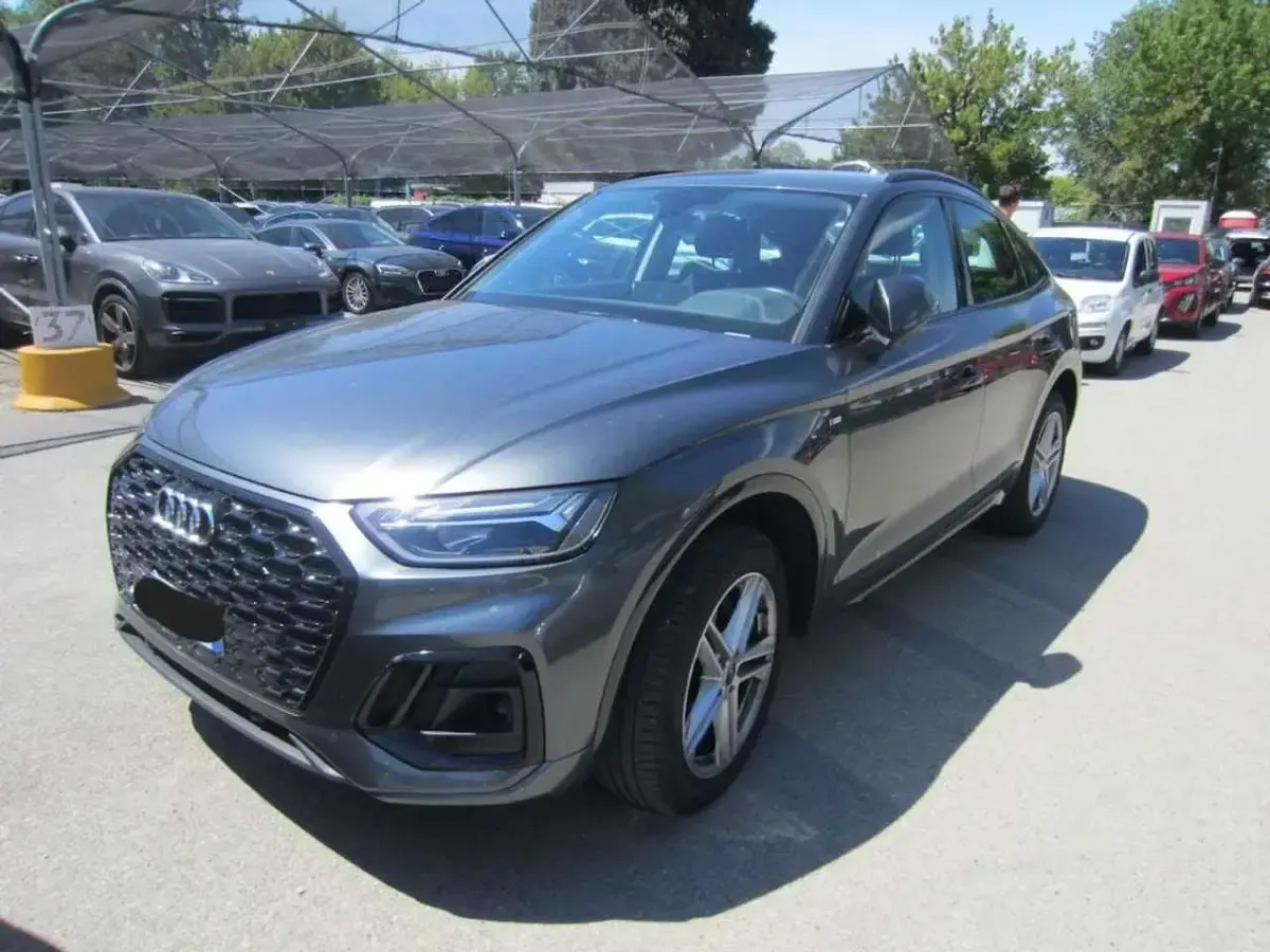 Usata Audi Q5 S-line plus 204 CV (150 kW) 2022 Grigio SUV