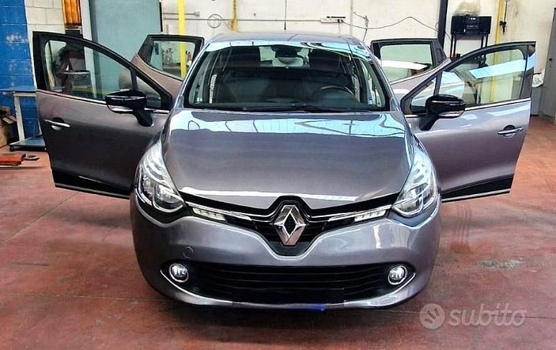 Usata Renault Clio IV 75 CV (55 kW) 2015 Grigio Berlina