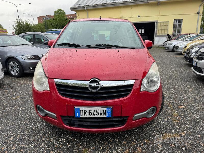 Usato 2008 Opel Agila 1.0 Benzin 65 CV (3.450 €)