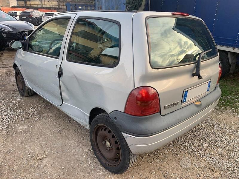 Gebraucht Renault Twingo 75 PS (55 kW) 2004 Grau Kleinwagen