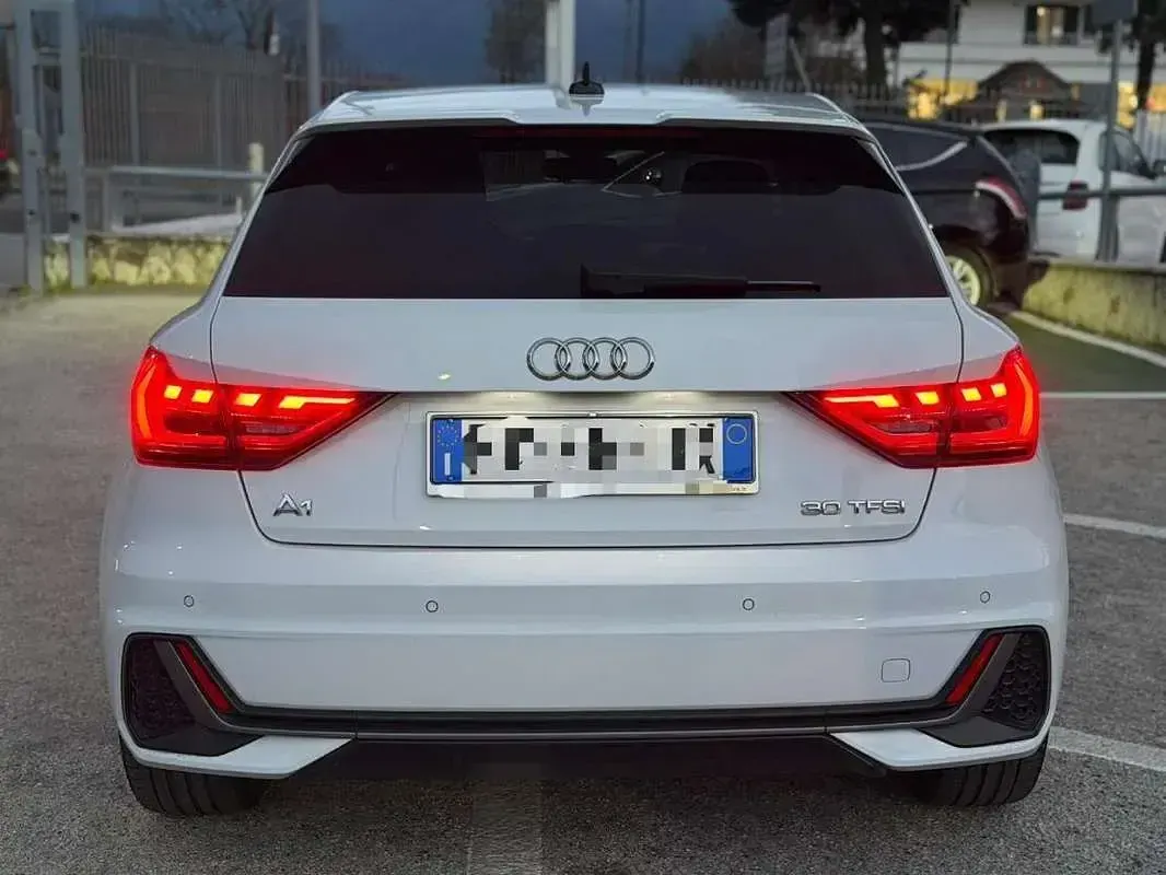 Usata Audi A1 Sportback 116 CV (85 kW) 2019 Bianco Utilitaria