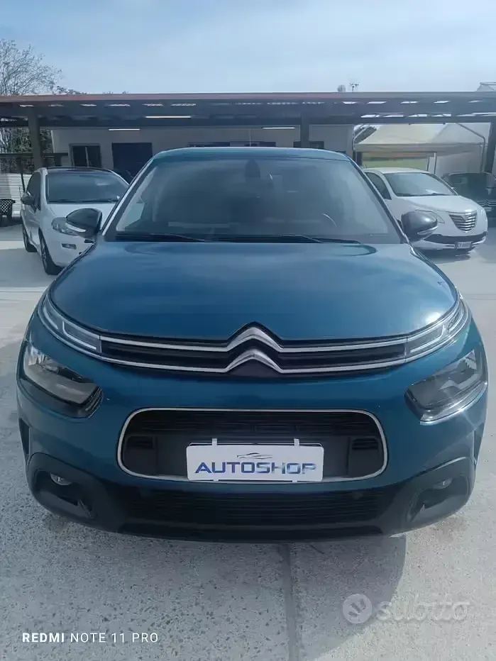 Usata Citroën C4 Shine 99 CV (72 kW) 2018 Blu Berlina