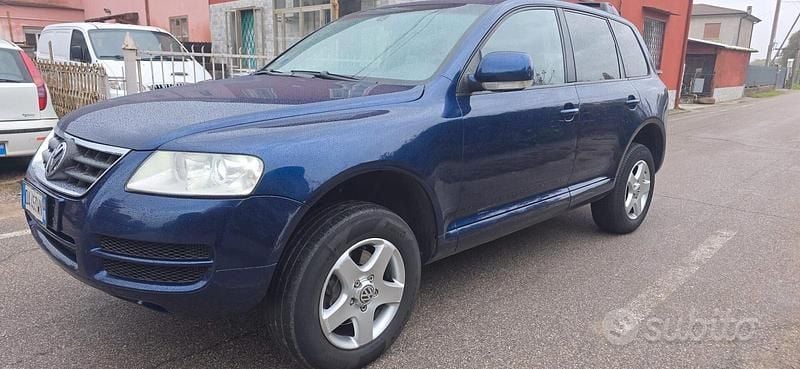 Usata VW Touareg 224 CV (164 kW) 2006 Blu SUV