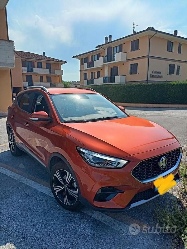 Usata MG ZS Comfort 106 CV (77 kW) 2024 Berlina