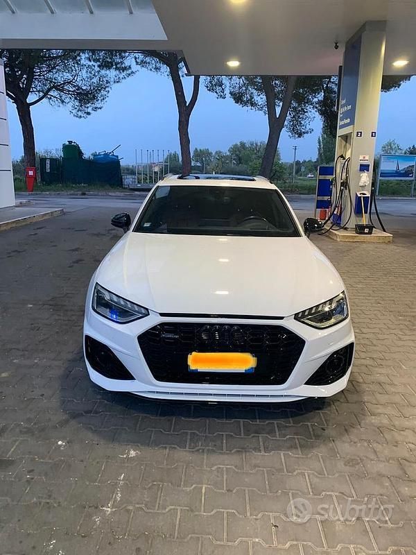 Usata Audi A4 S-Line 190 CV (139 kW) 2020 Bianco Station wagon