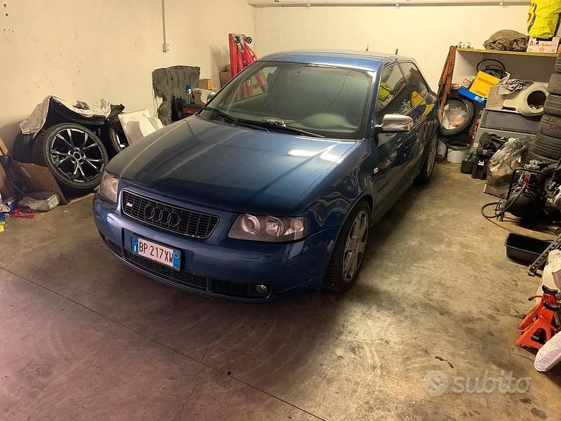 Usata Audi S3 2000 Blu Utilitaria