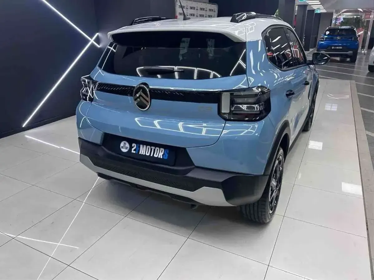 Nuova Citroën C3 PureTech 101 CV (74 kW) 2026 Blu/azzurro SUV
