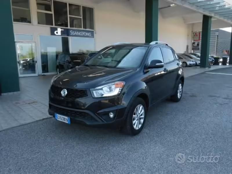 Usata Ssangyong (KGM) Korando 149 CV (109 kW) 2014 Nero SUV