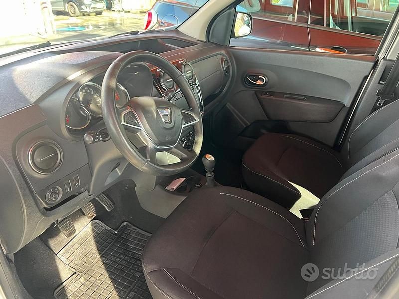 Usata Dacia Dokker 75 CV (55 kW) 2020 Grigio Monovolume