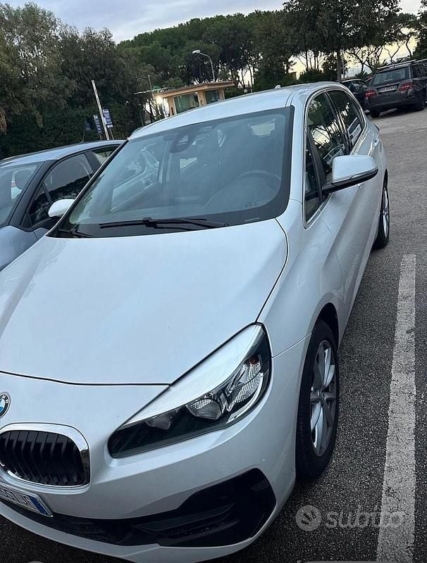 Usata BMW 218 Active Tourer Sport Line 150 CV (110 kW) 2019 Bianco Monovolume