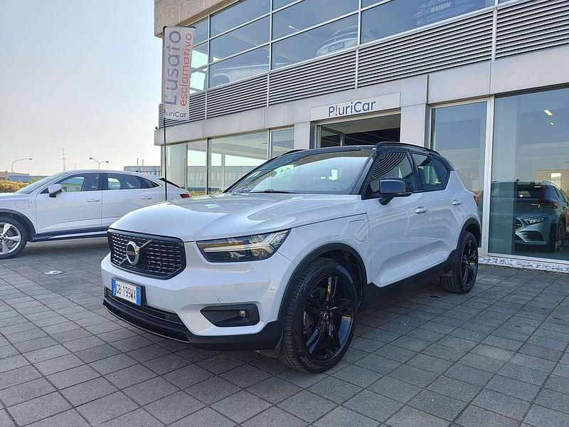 Usata Volvo XC40 R-Design 179 CV (131 kW) 2020 Bianco SUV