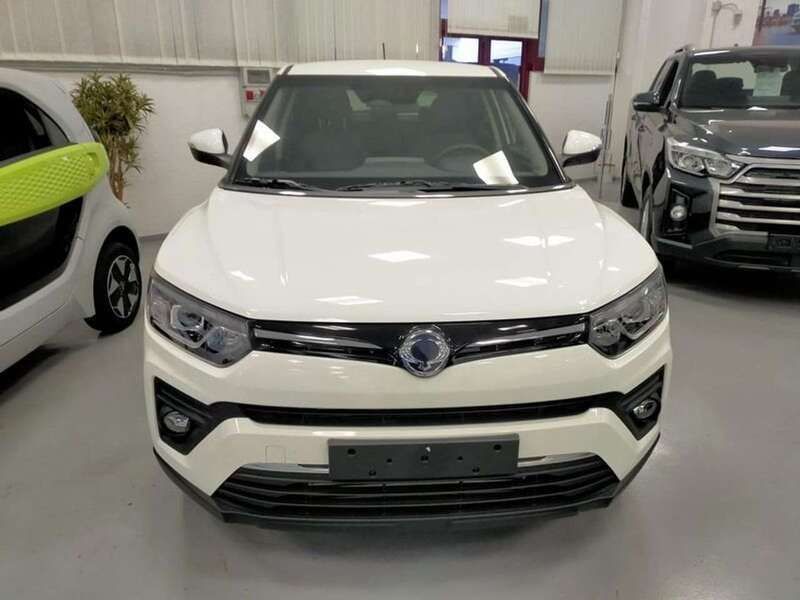 Bianco Nuova 2025 Ssangyong (KGM) Tivoli SUV | 19.550 € - Immagine 1/4