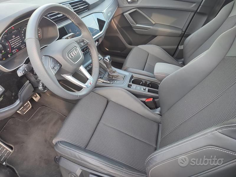 Usata Audi Q3 Sportback S-Line 150 CV (110 kW) 2024 Nero SUV