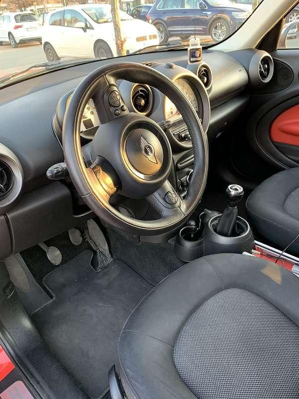 Usata Mini Cooper D 111 CV (81 kW) 2011 Utilitaria