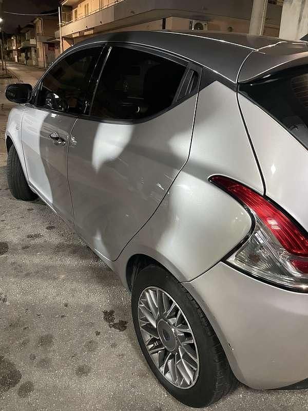 Usata Lancia Ypsilon S 95 CV (69 kW) 2012 Utilitaria