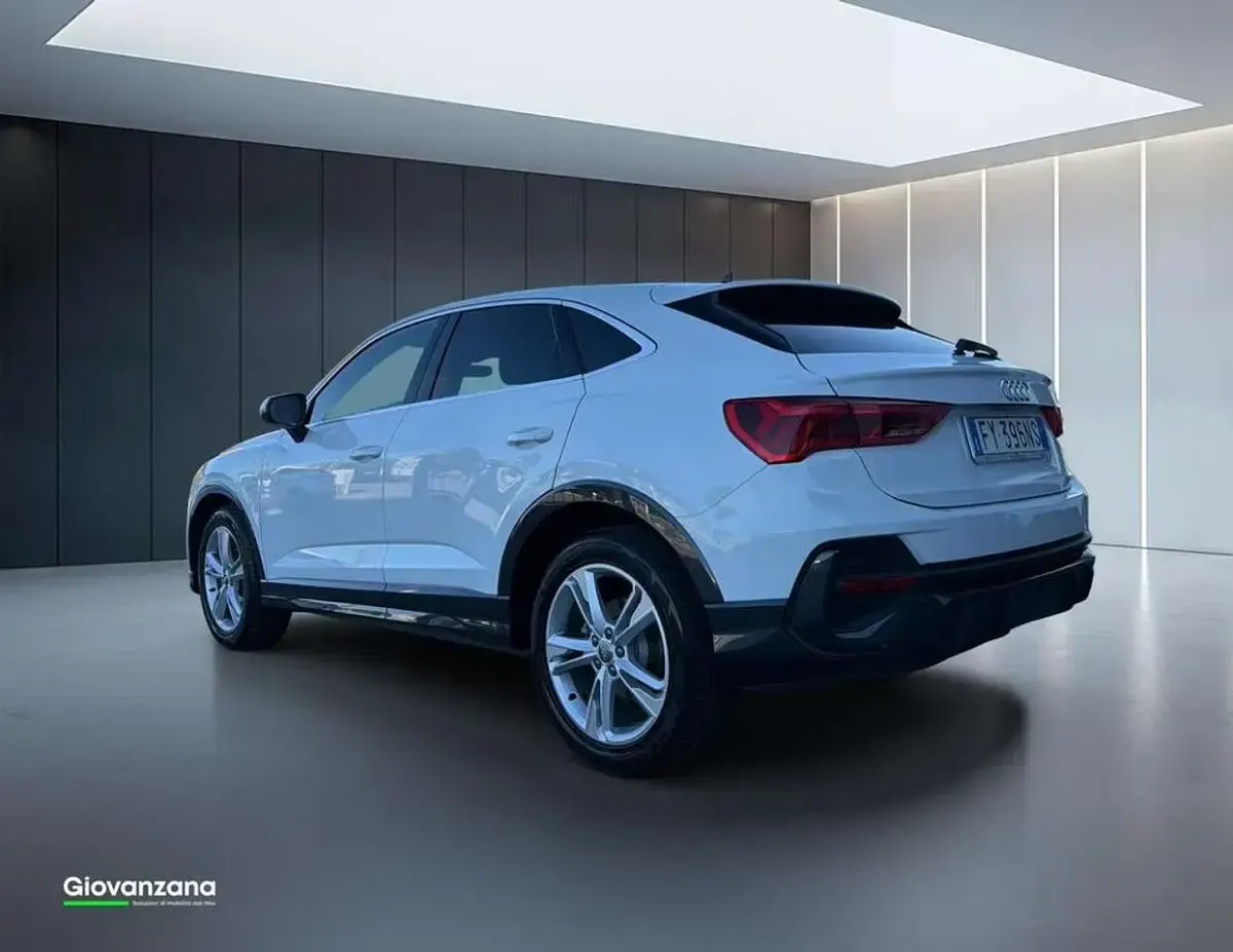 Usata Audi Q3 Sportback S-Line 150 CV (110 kW) 2019 Bianco SUV