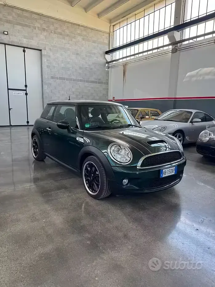 Usata Mini Cooper S 175 CV (128 kW) 2010 Verde Utilitaria