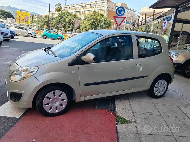 Usata Renault Twingo 2007 Verde Utilitaria