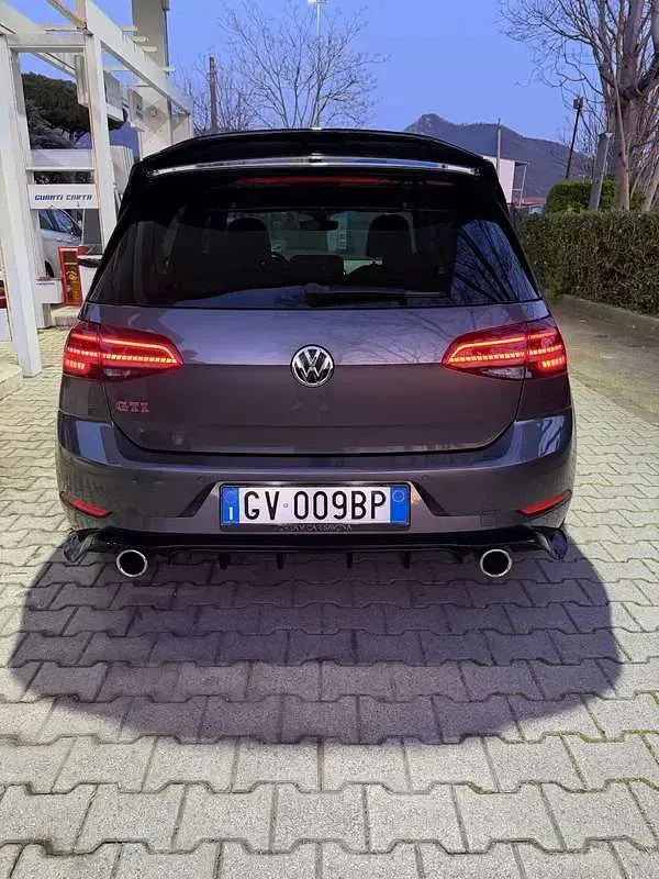 Usata VW Golf VII GTI 245 CV (180 kW) 2019 Grigio Berlina