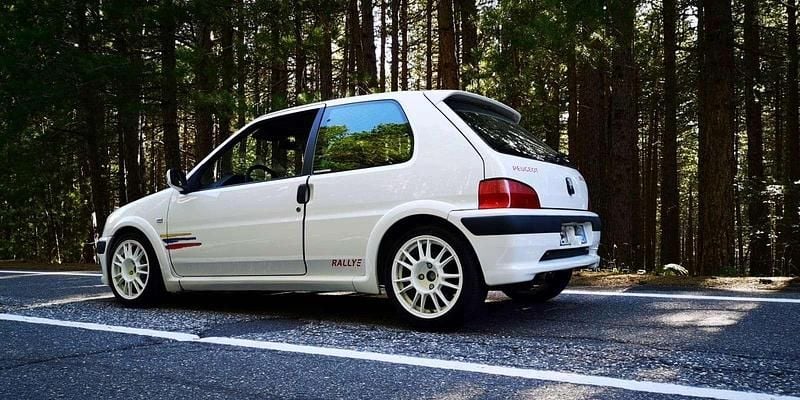 Usata Peugeot 106 118 CV (86 kW) 2000 Utilitaria