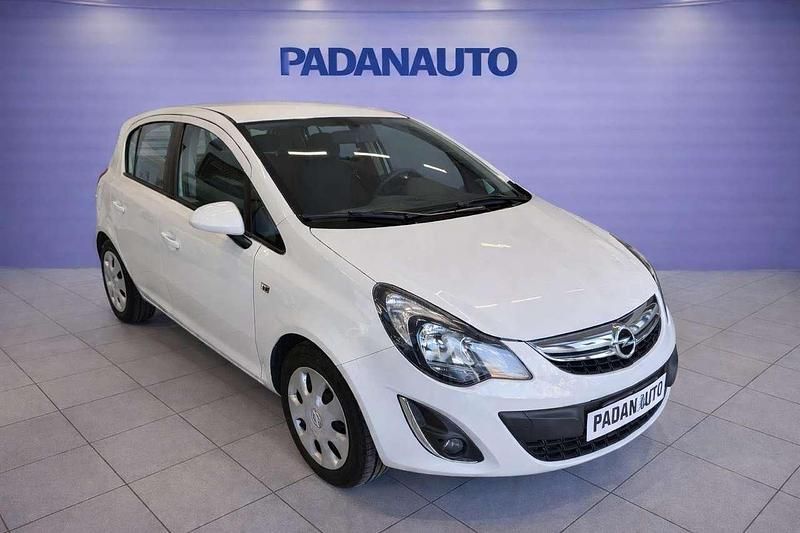 Usata Opel Corsa 45 CV (33 kW) 2014 Bianco Utilitaria