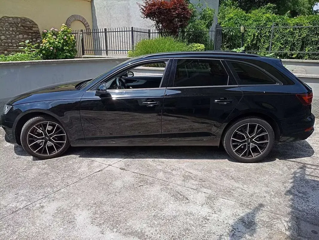 Usata Audi A4 Business 122 CV (89 kW) 2019 Nero Station wagon
