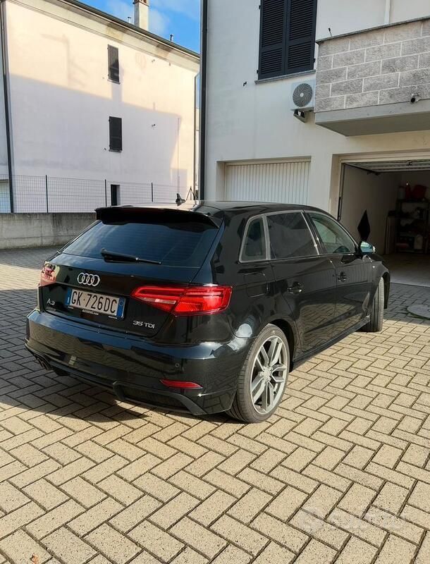 Usata Audi A3 150 CV (110 kW) 2019 Nero Berlina