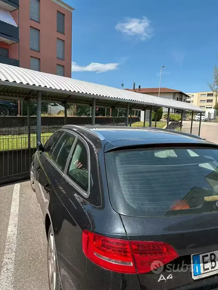 Usata Audi A4 143 CV (105 kW) 2010 Nero Station wagon