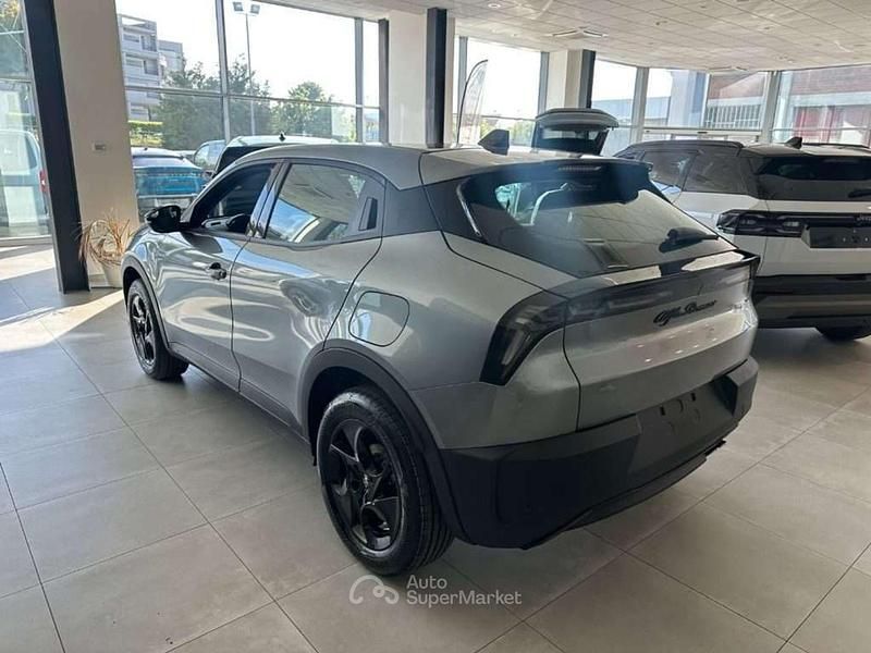 Nouvelle Alfa Romeo Junior 136 ch (100 kW) 2026 Gris SUV