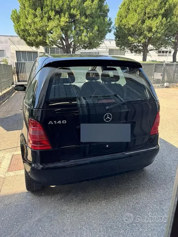 Usata Mercedes A140 82 CV (60 kW) 2000 Nero Utilitaria
