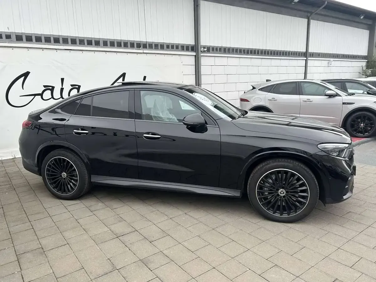 Usata Mercedes GLC200 AMG Line Premium Plus 204 CV (150 kW) 2025 Nero SUV
