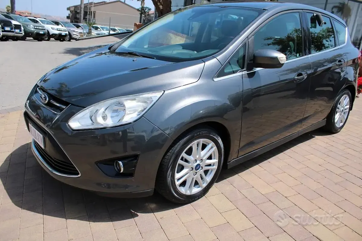 Usata Ford C-MAX Titanium 115 CV (84 kW) 2015 Grigio Monovolume