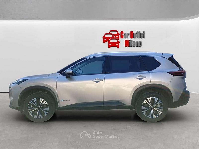 Usata Nissan X-Trail N-Connecta 213 CV (156 kW) 2024 Champagne silver SUV
