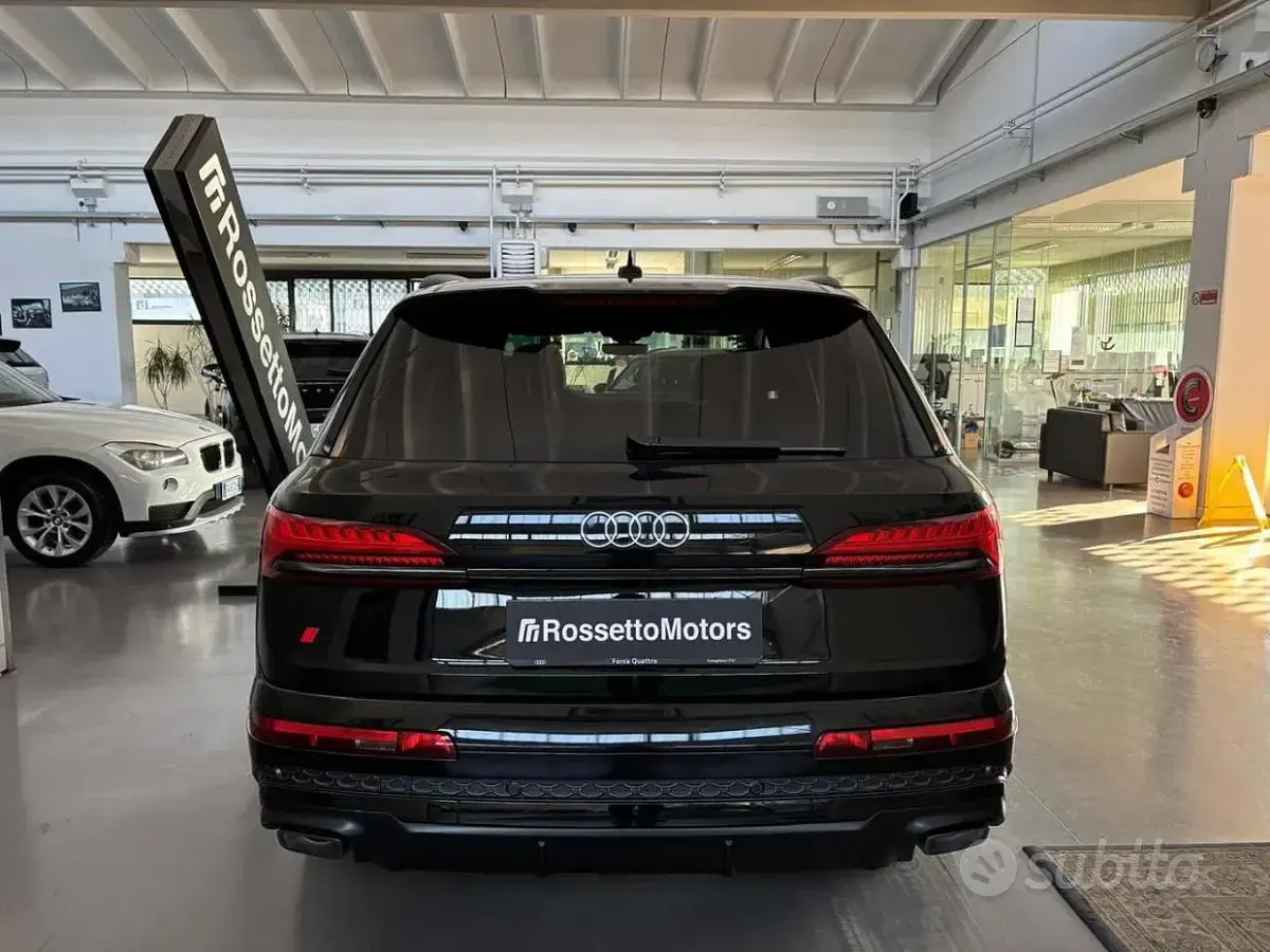 Usata Audi Q7 S-Line 286 CV (210 kW) 2024 Nero SUV