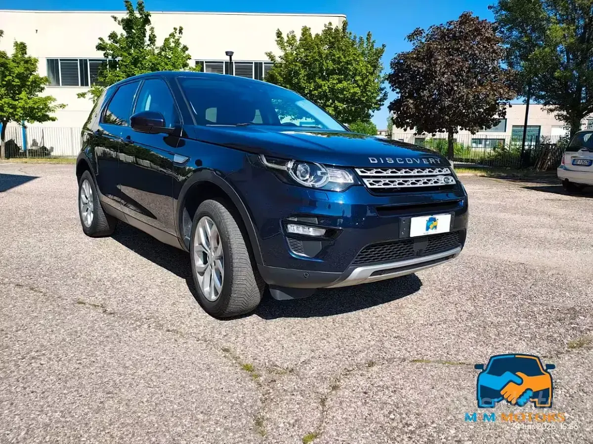 Second-hand Land Rover Discovery Sport 180 CP (132 kW) 2017 Albastru SUV