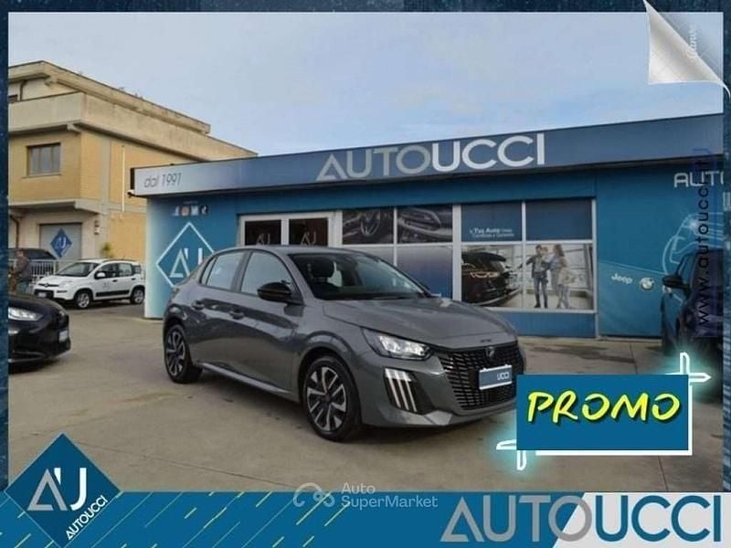 Selenium grey Usata 2024 Peugeot 208 Active Due volumi | 15.890 € (Cara) - Immagine 1/4