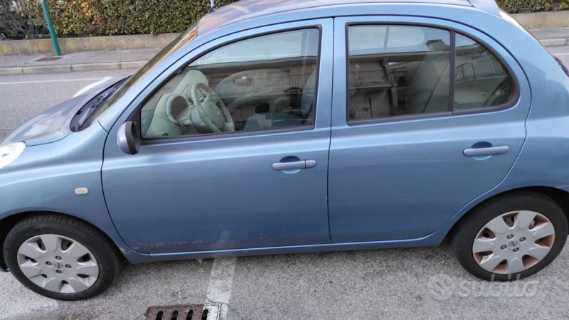 Blu Usata 2007 Nissan Micra Due volumi | 2200 € (Buon prezzo) - Immagine 1/4