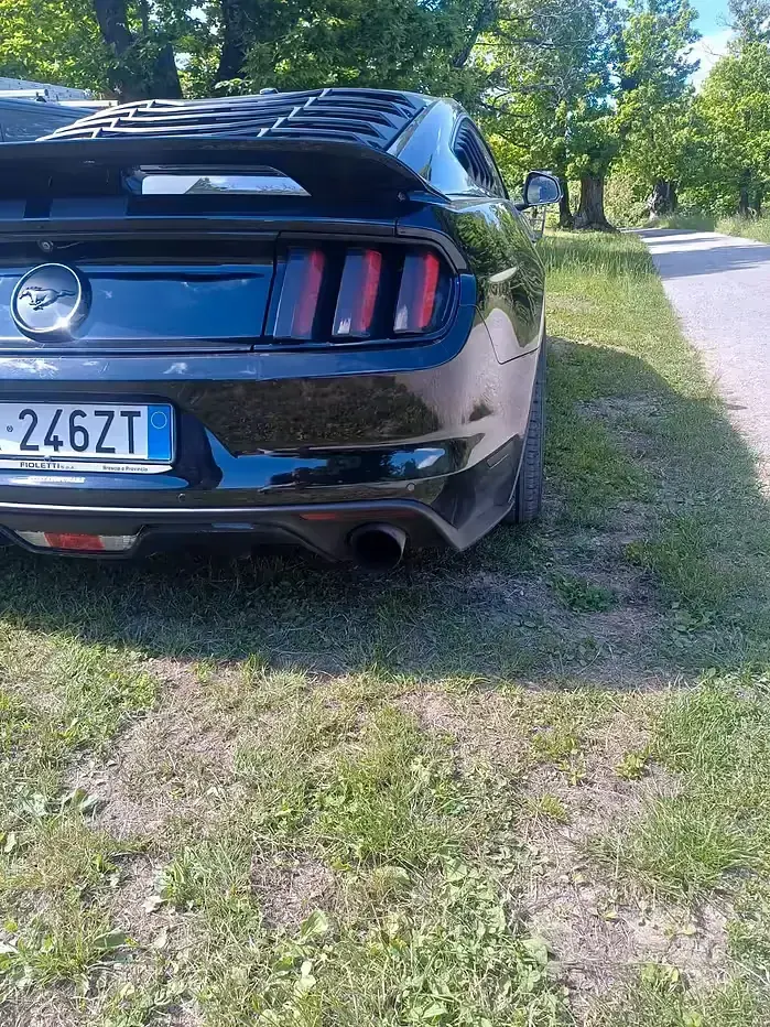 Usata Ford Mustang 290 CV (213 kW) 2018 Nero Coupé