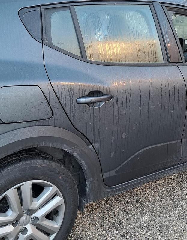 Usata Dacia Sandero Stepway 110 CV (80 kW) 2023 Grigio Utilitaria