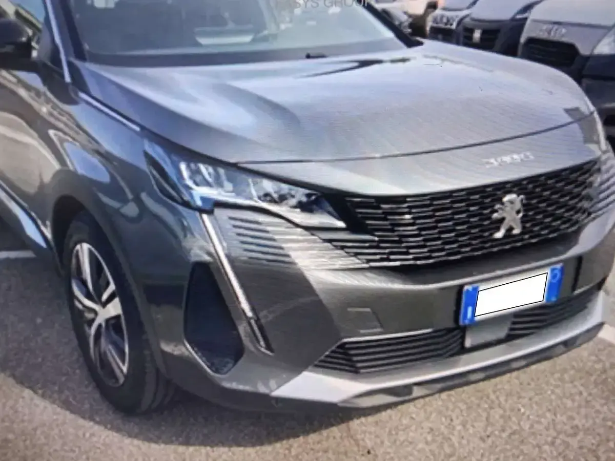 Usata Peugeot 3008 Allure 131 CV (96 kW) 2022 Grigio SUV