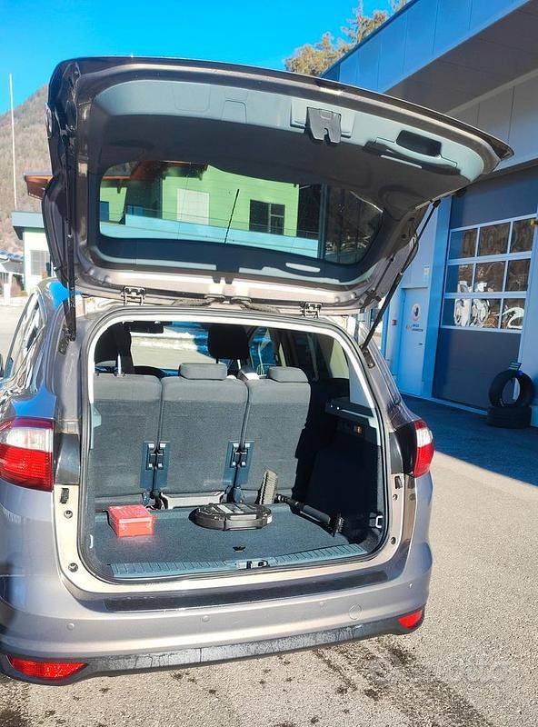 Usata Ford C-MAX Titanium 115 CV (84 kW) 2014 Grigio Monovolume