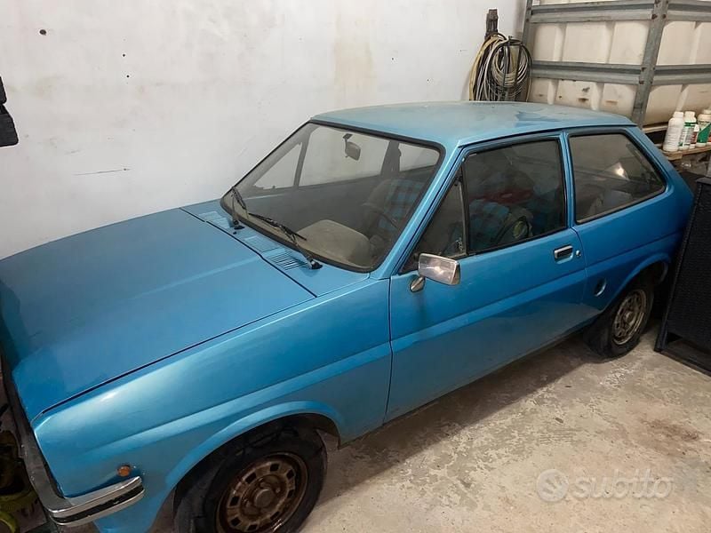 Usata Ford Fiesta 1970 Blu Berlina
