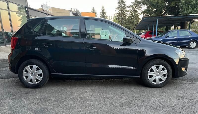 Usata VW Polo Comfortline 75 CV (55 kW) 2013 Nero Berlina